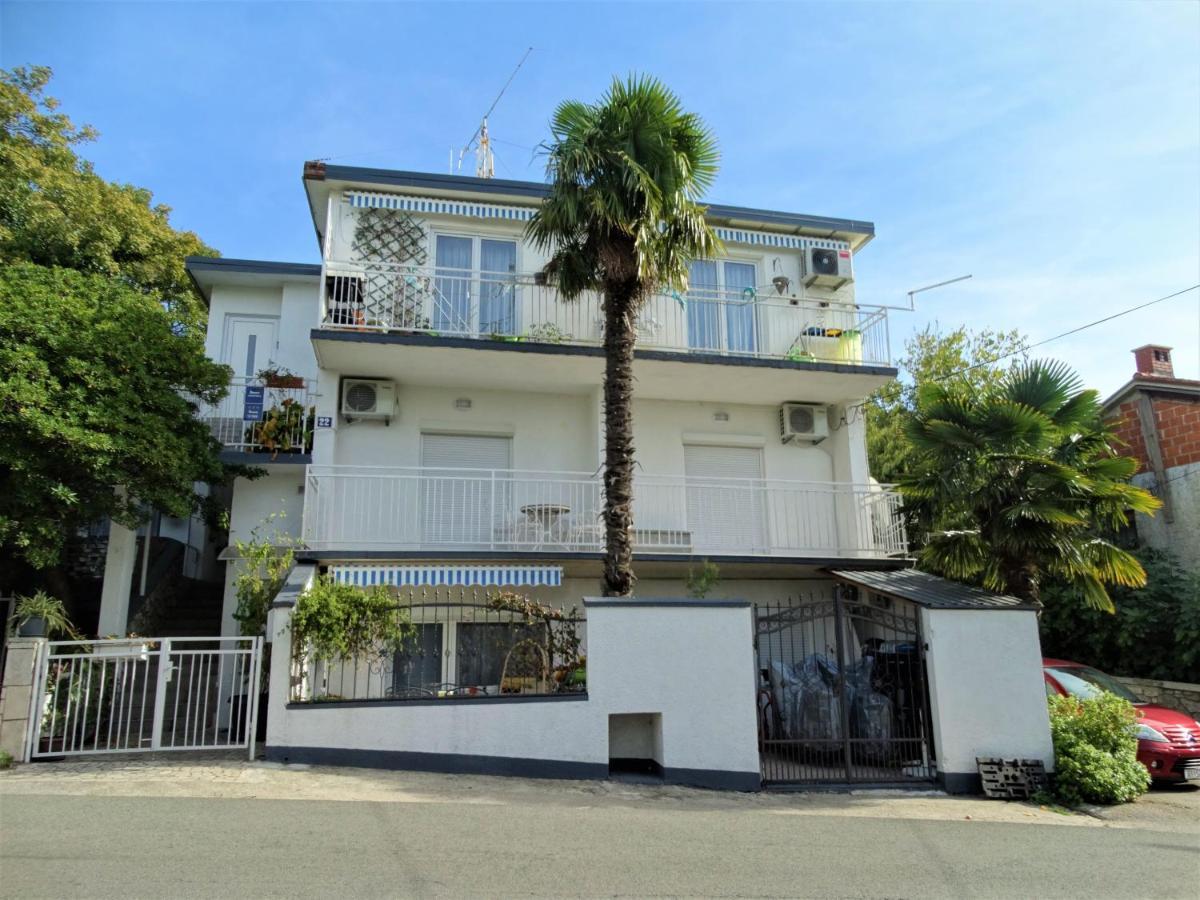 Apartmani Crikvenica 30098 - Dijana Exterior photo
